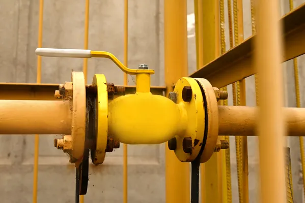 Foto a un sistema de gas natural que forma parte de una instalación revisada por una unidad verificadora de gas